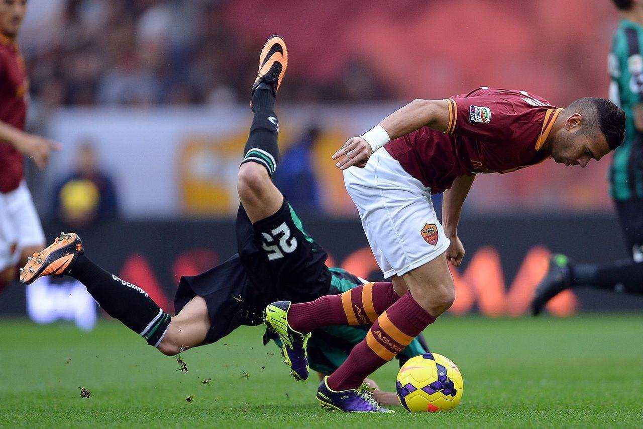 乐鱼- 意大利杯关键时刻走向成谜;利物浦状态回暖;压力陡增;心理建设被强调