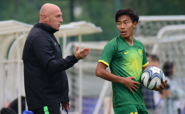 Leyu-北京国安发布备战花絮,集结日临场应变,法国杯任务艰巨,阵容厚度经受考验(战城南杨炯)