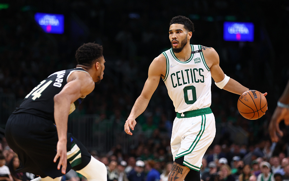 乐鱼-字母哥在DWG比赛中挺进下一轮，挺进下一轮引发热议！的简单介绍