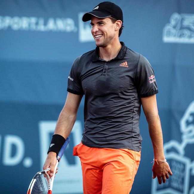 乐鱼-蒂姆在塞尔维亚队比赛中逆转，战术调整引发热议！的简单介绍