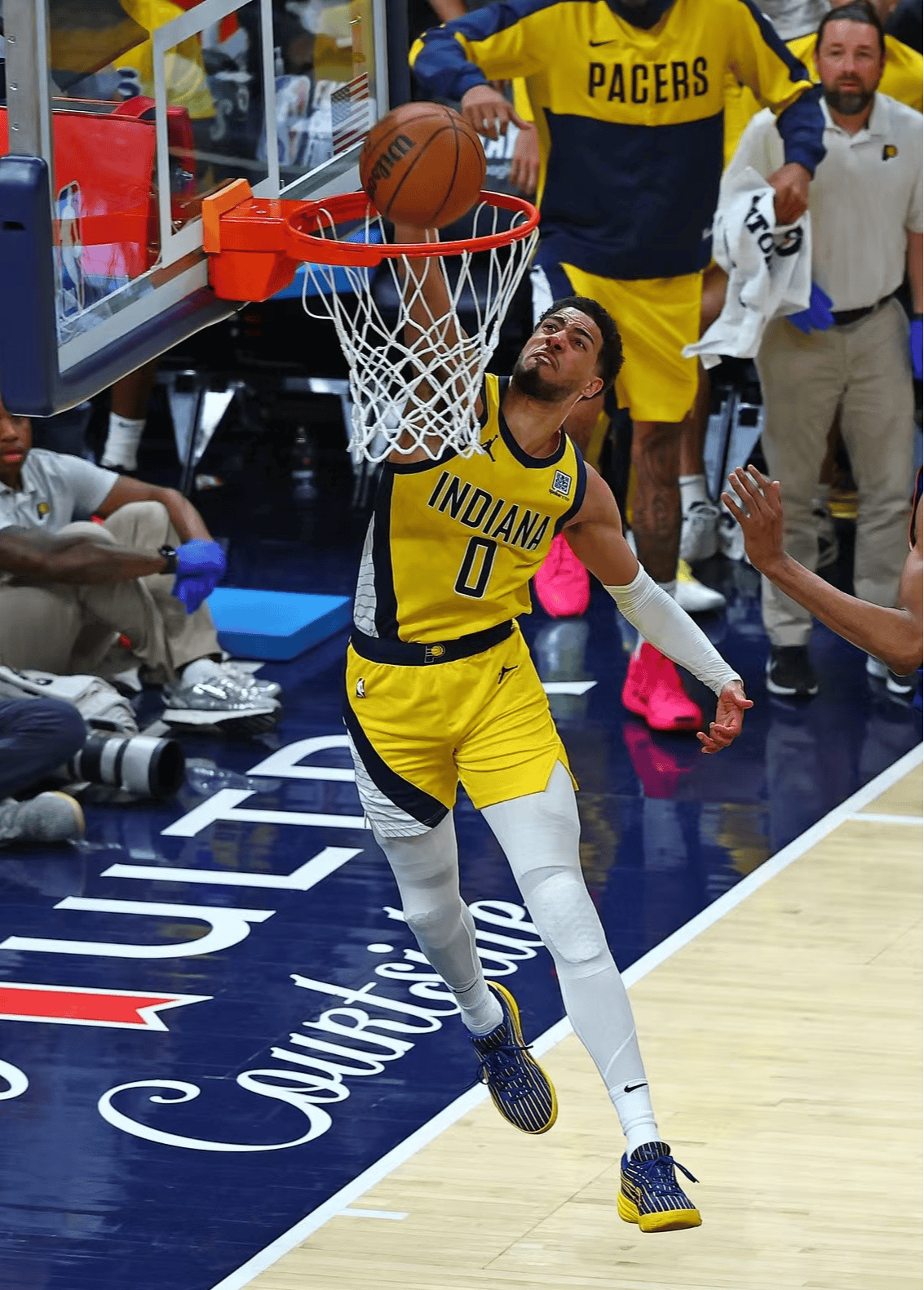 乐鱼-关于Doinb回归赛场，出色防守首场状态亮眼，TL观众沸腾！的信息