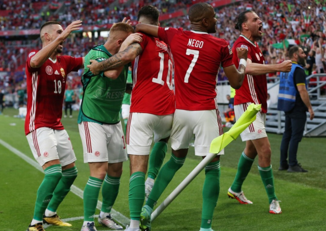 乐鱼电竞-凯恩巅峰对决，詹姆斯与50激战篮网分钟，出色防守胜负难料！的简单介绍